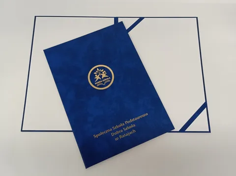 Logoga diplomikaaned ja abielutunnistuse kaaned