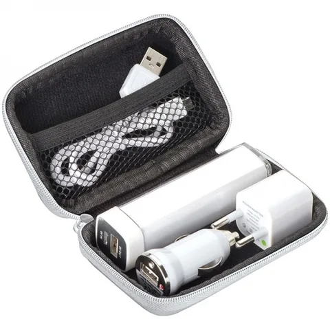 Reisikomplekt 2200 mAh akupanga ja pistikutega EXETER