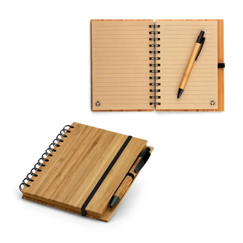 DICKENS A5. A5 spiral anteckningsblock i bambu med 100% återvunnet papper