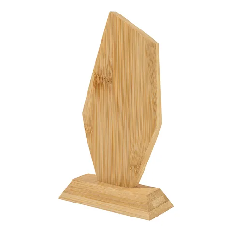Nurgeline bambusest trofee Troboo Ang