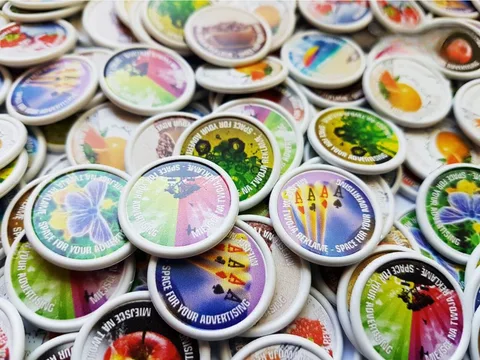 Logoga ostukäru mündid ABS-plastist
