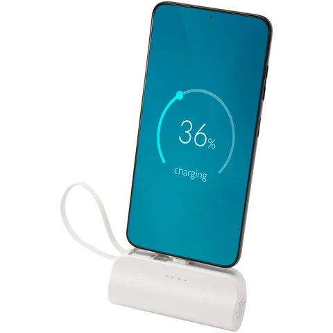 Alnair 5 000 mAh:n ja 10 W:n kierrätetystä muovista valmistettu Type-C-varavirtalähde, jossa sisäänrakennettu jalusta ja 2-in-1-kaapeli