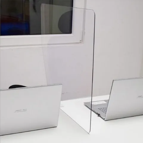 Desk sneeze guard
