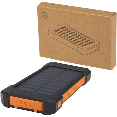 Altair 5 000 mAh:n ja 10 W:n kierrätysmuovista valmistettu kestävä aurinkoenergialla toimiva varavirtalähde, jossa on sisäänrakennettu taskulamppu